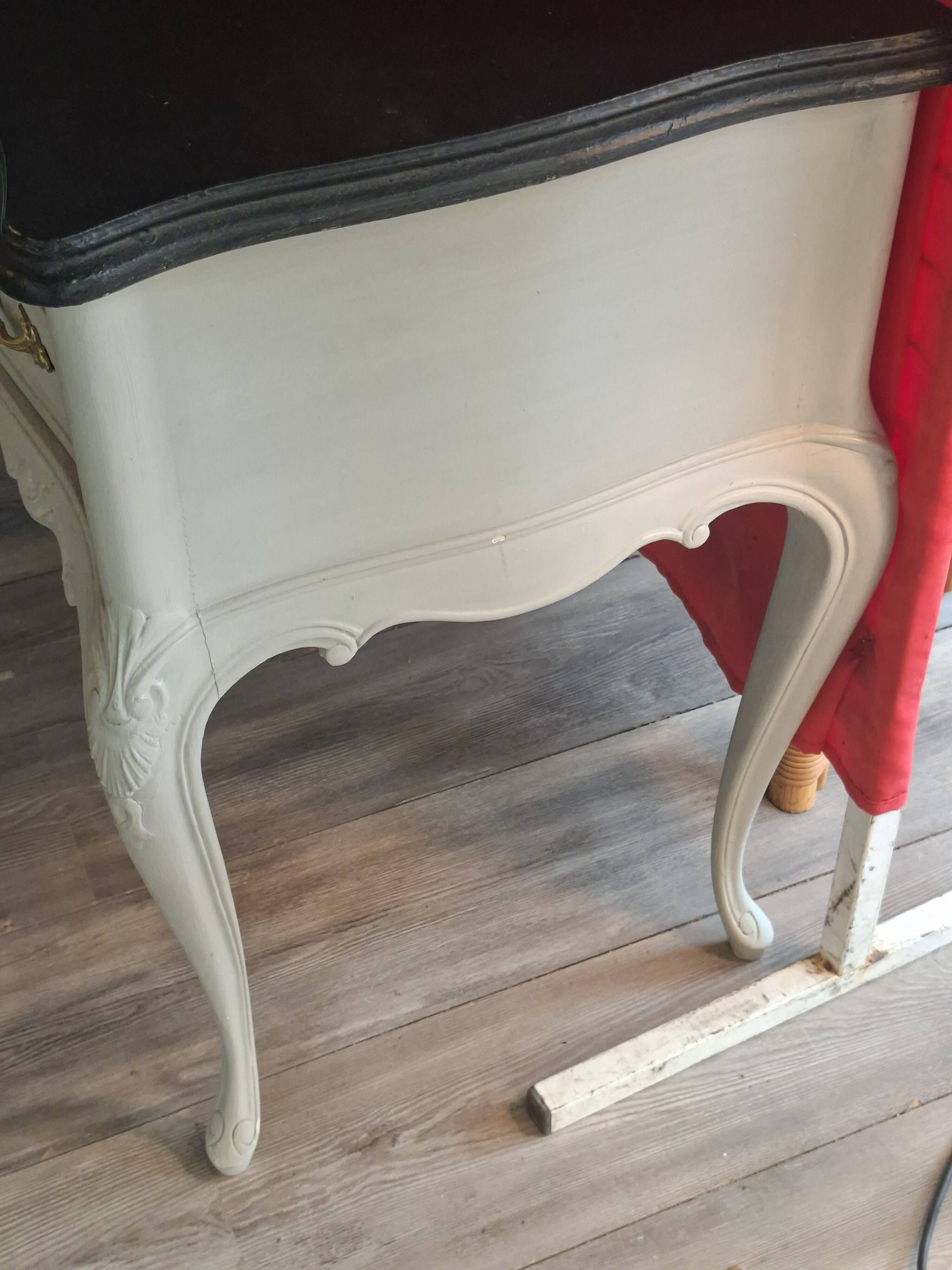 Commode 