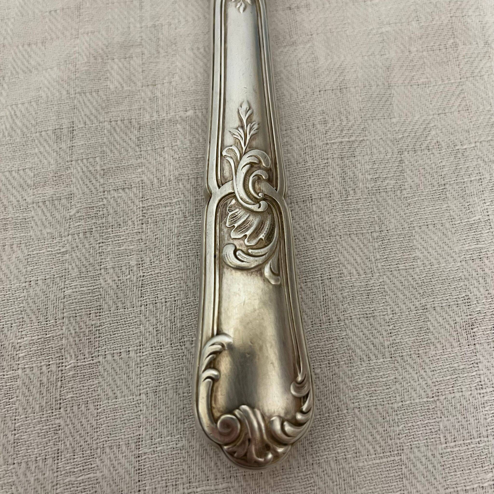 12 table knives - Silver metal - Rococo style