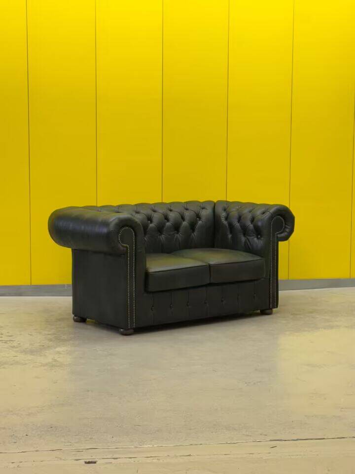 Vintage Green Leather Chesterfield Sofa: Two Seater