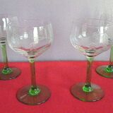 Lot 4 crystal white wine glasses chiseled