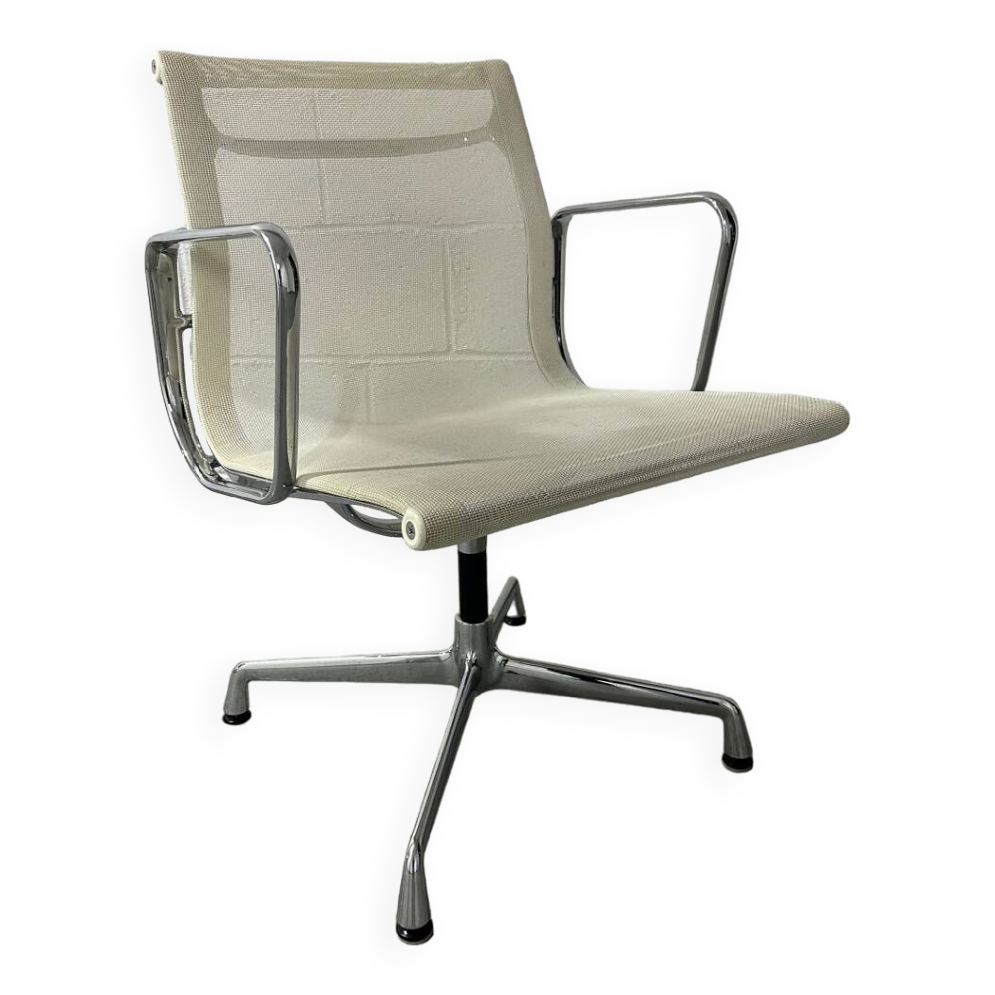 Fauteuil EA 108 Charles & Ray Eames édition Vitra