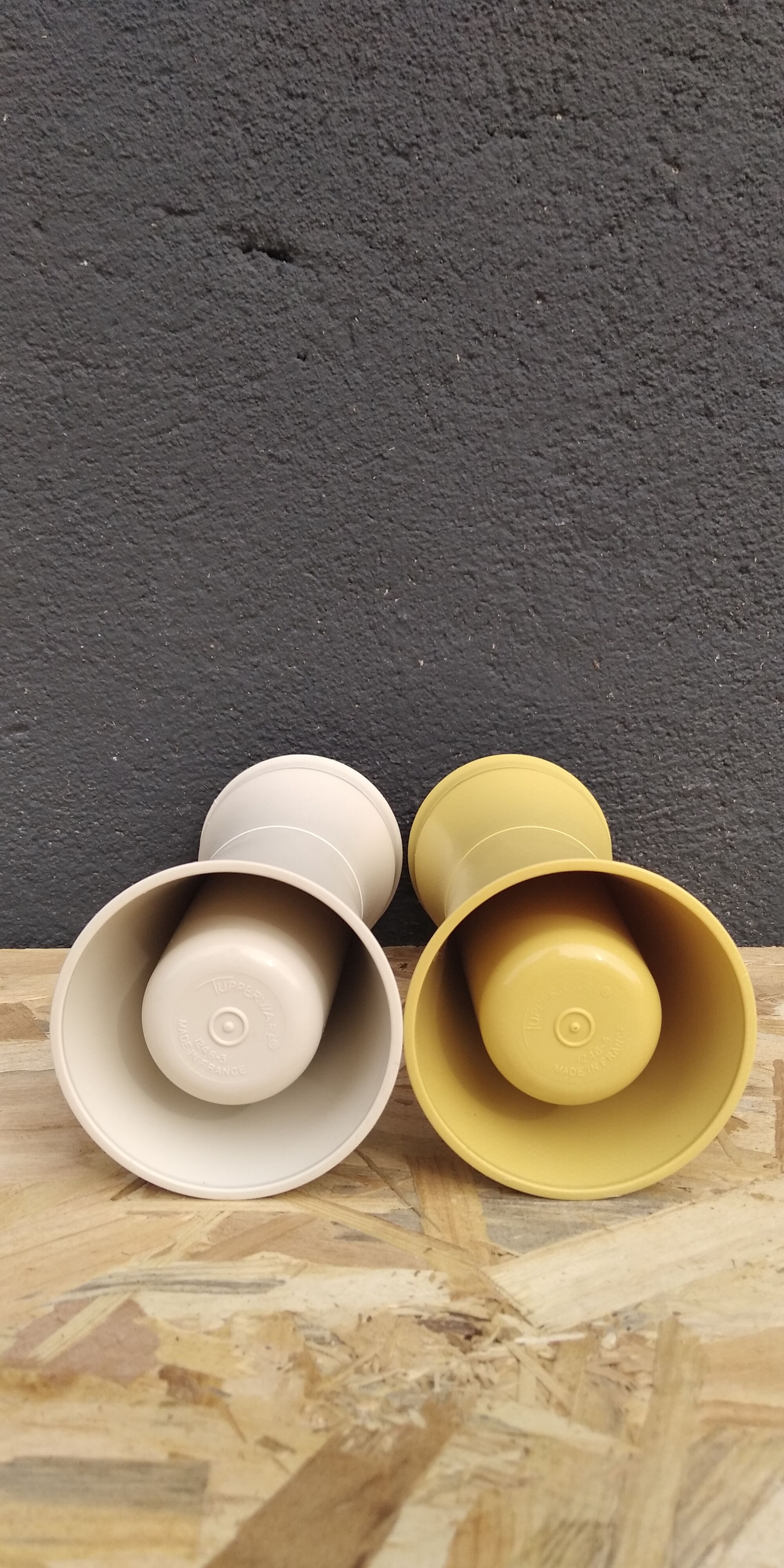 Tupperware oil/vinegar maker