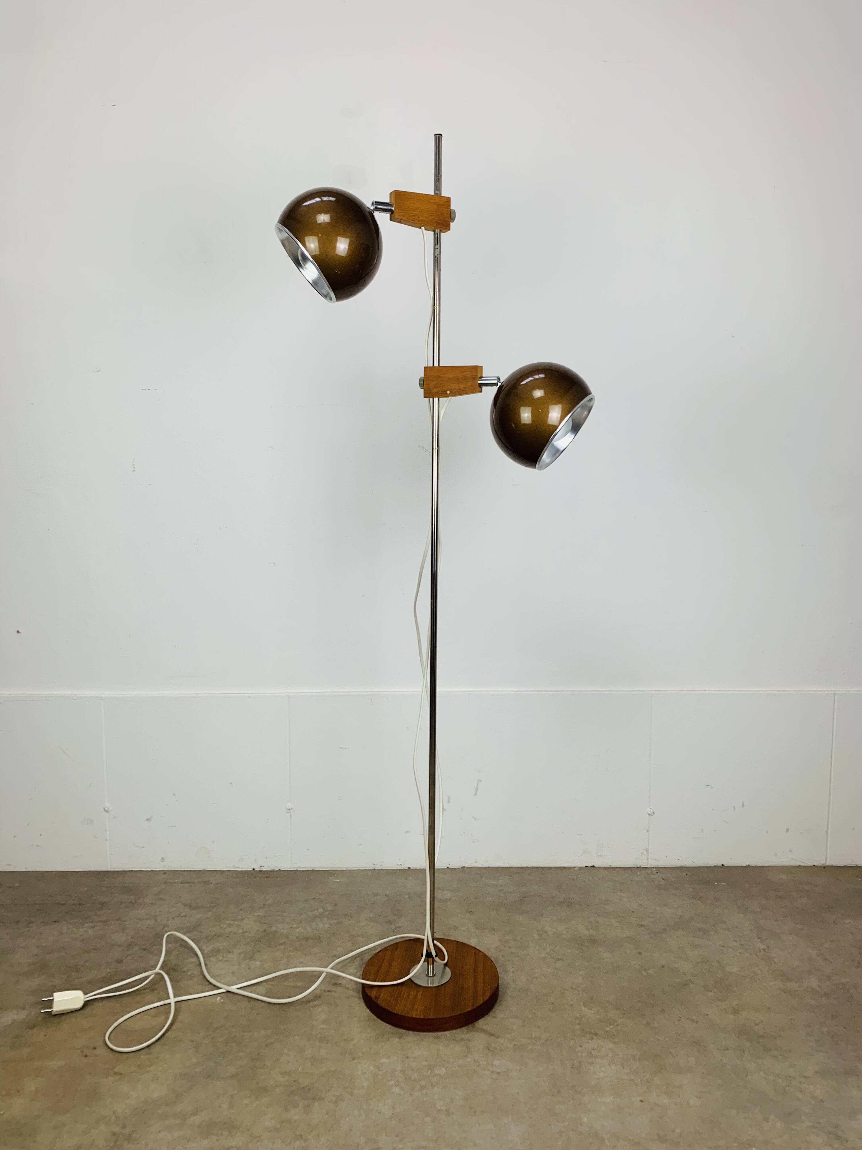 Eyeball floor lamp by Temde Leuchten, copper metal, teak and chrome, 70s.
