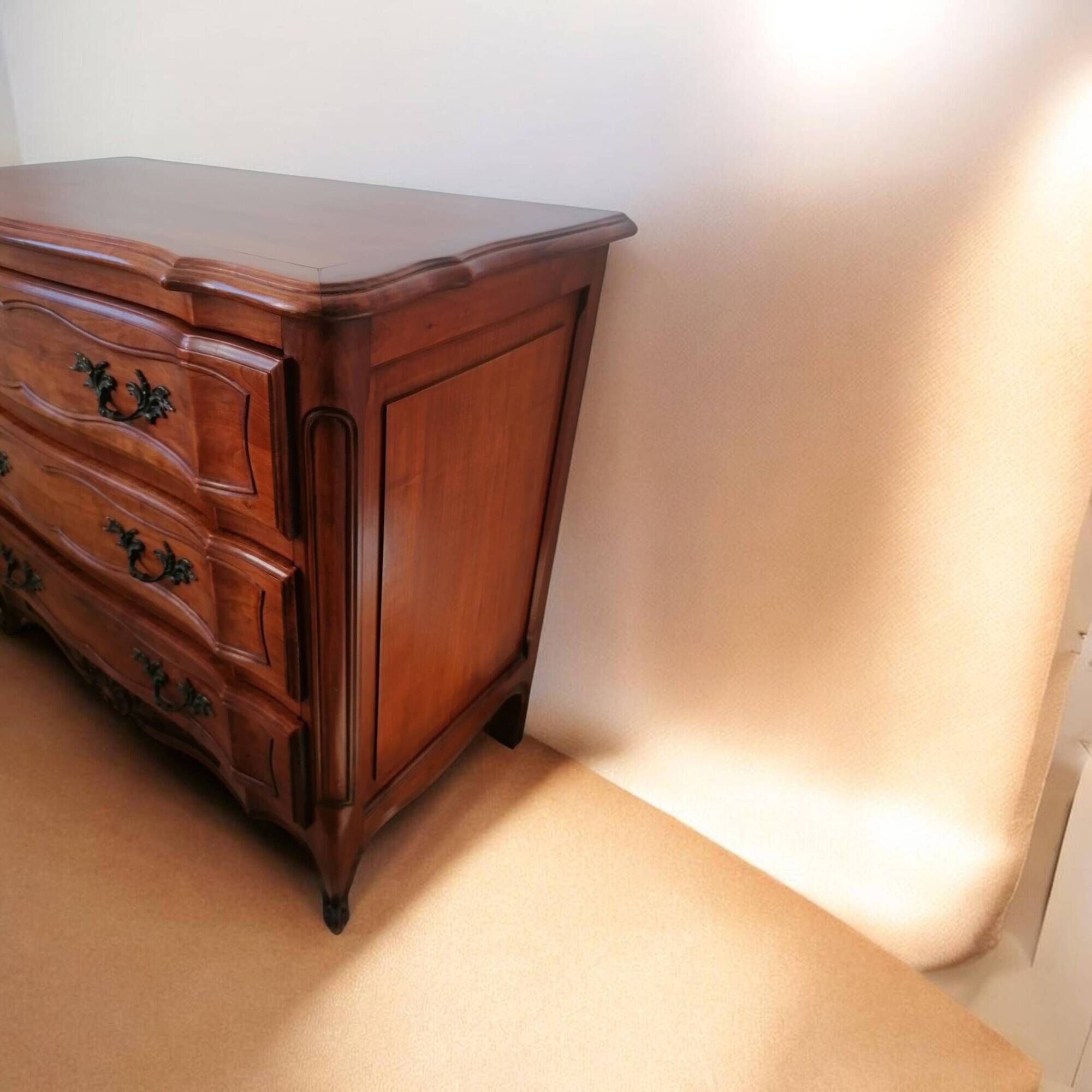 Louis XV style solid wood chest of drawers