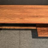 Table made of rosewood