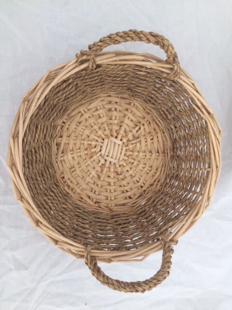 Basket wicker and strings
