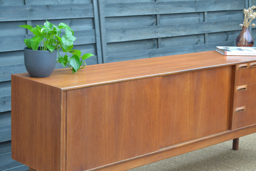 Enfilade par McIntosh portes coulissantes