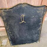 Chinese mirror in gilded brass inspired by Jean Goardère.