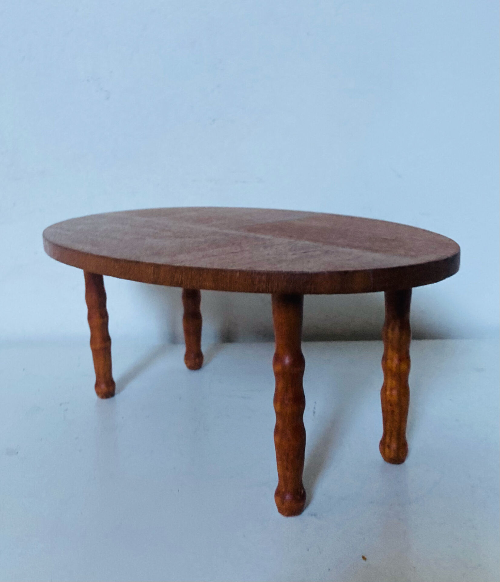 Table Scandinave en bois de Teck pour dînette années 1960/70