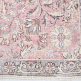 Farmhouse floral vintage carpet rug