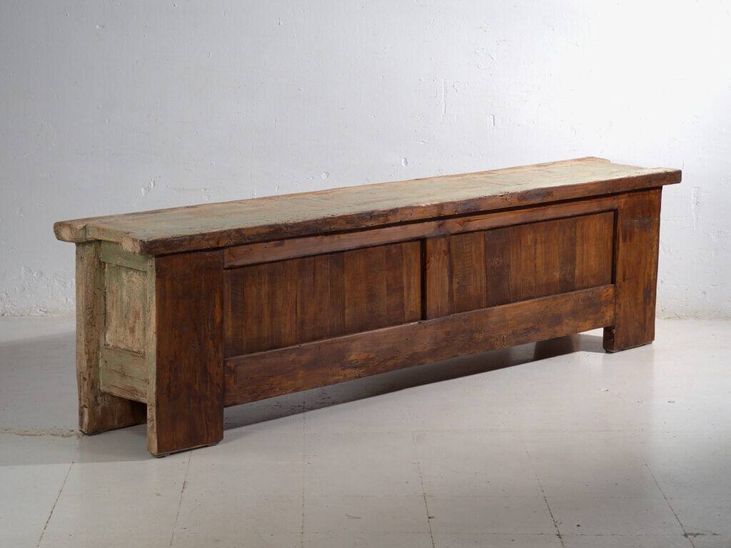Antique buffet painted in pine wood – Xinjiang, circa 1930