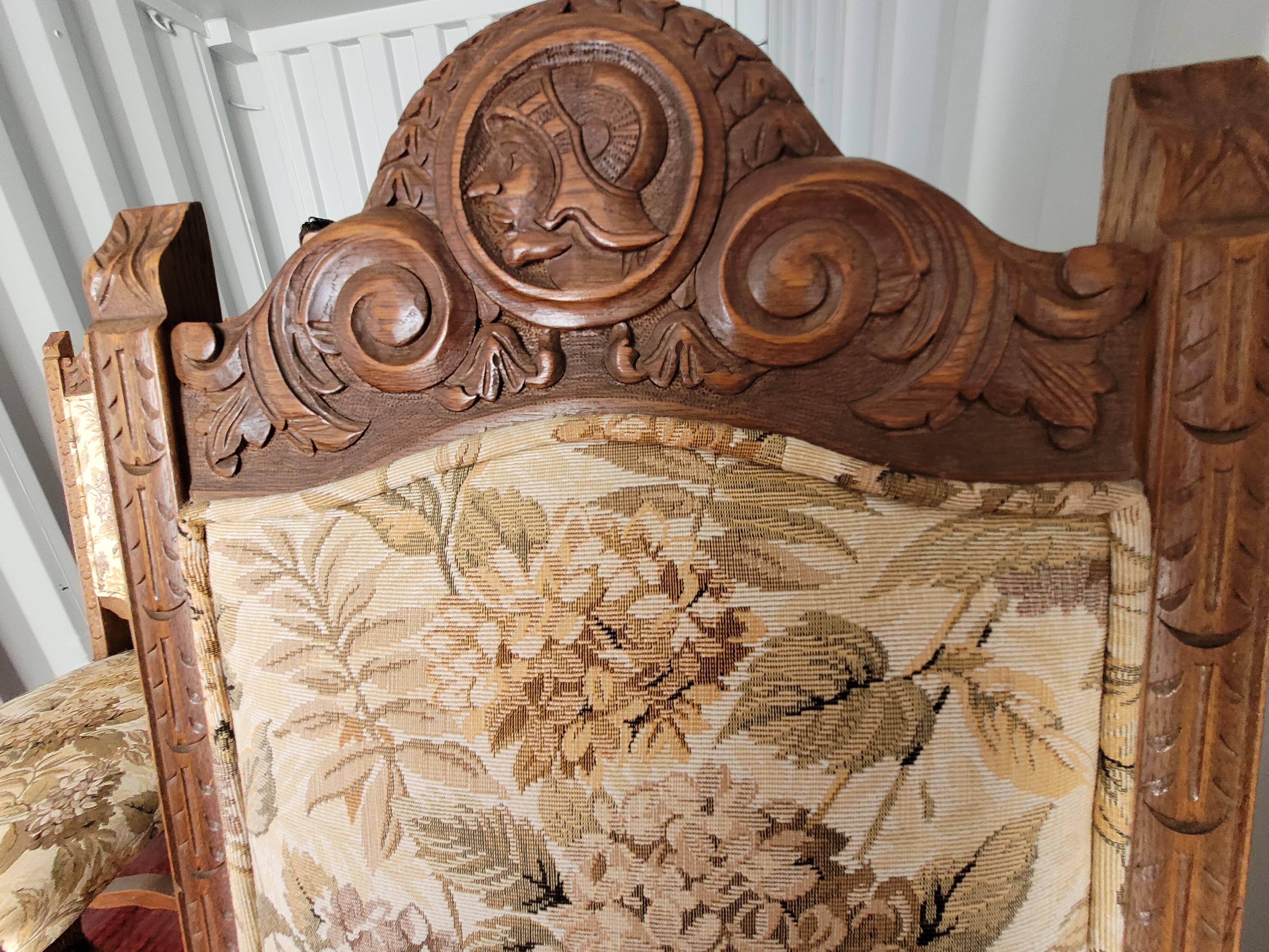 Chaise en bois tapissée