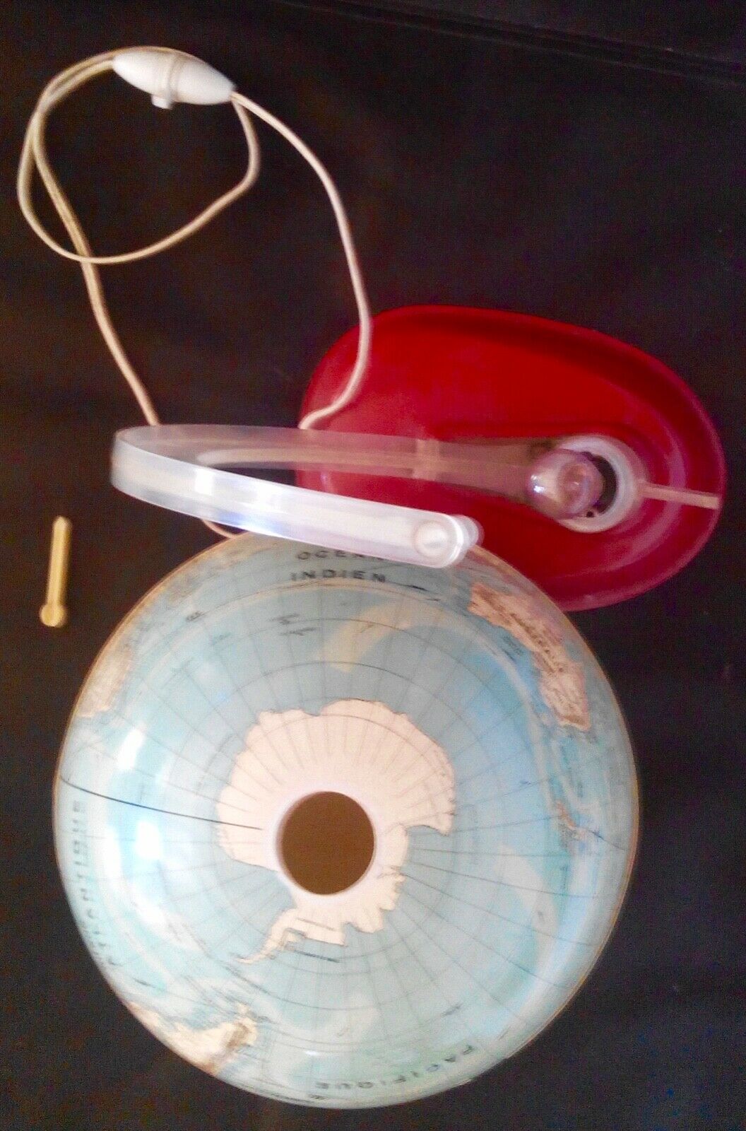 Luminous globe, world map old glass light design tTride vintage 1950