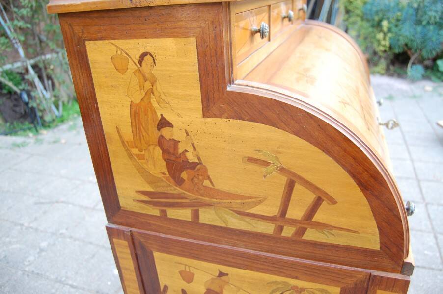 cylinder desk in Louis XVI style