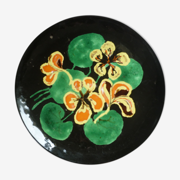 Assiette ceramique fleurs signee Y  Pichard