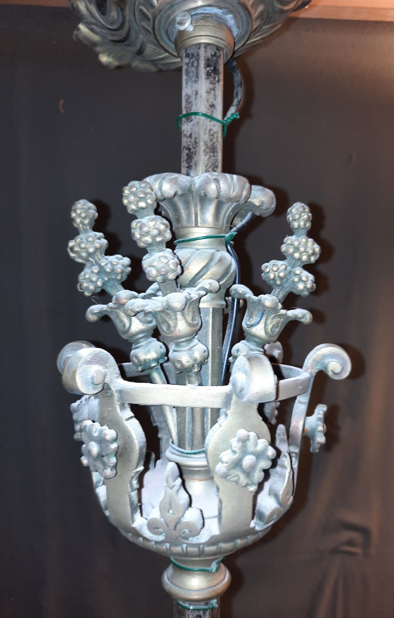 Chandelier 1900 metal and glass