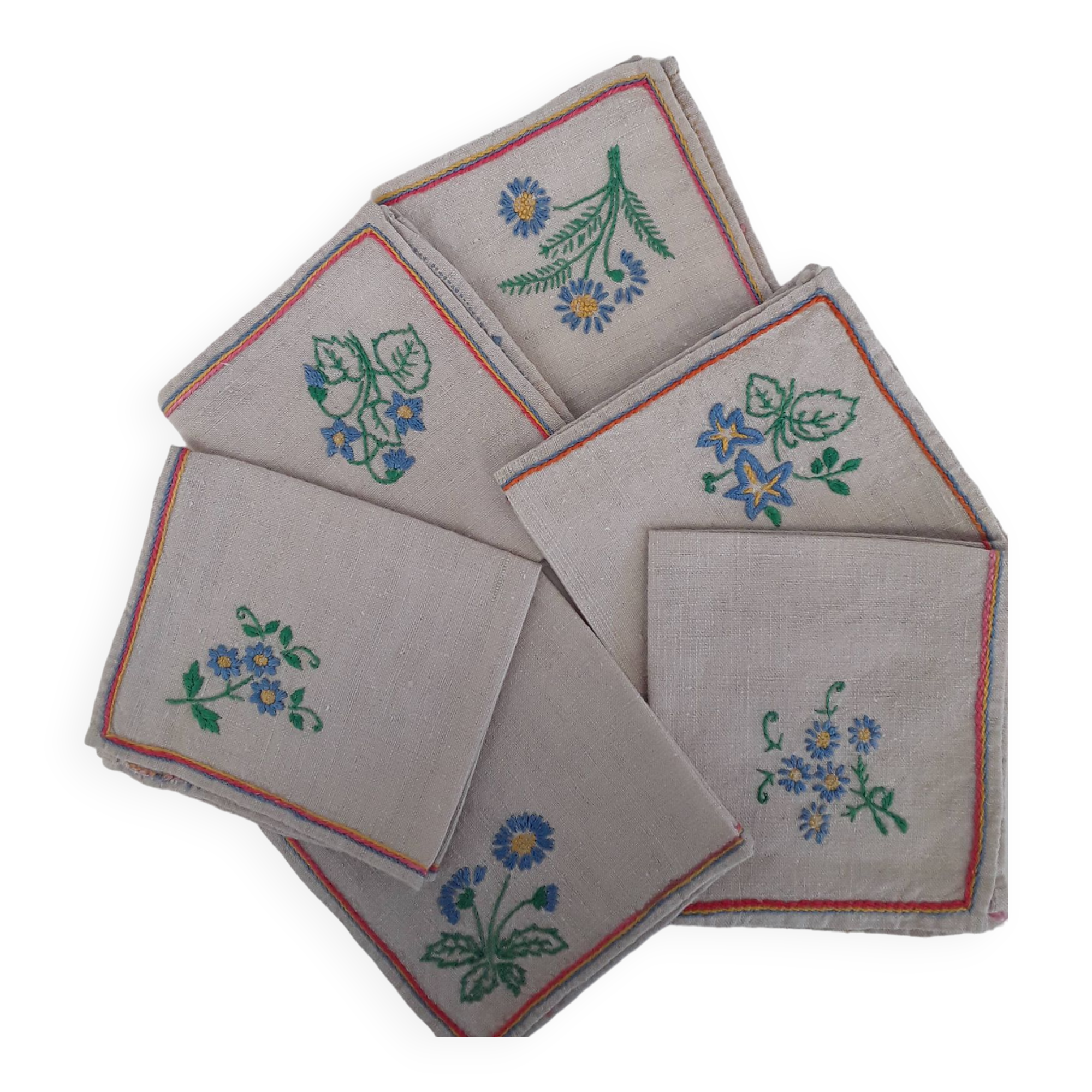 6 embroidered napkins Handmade