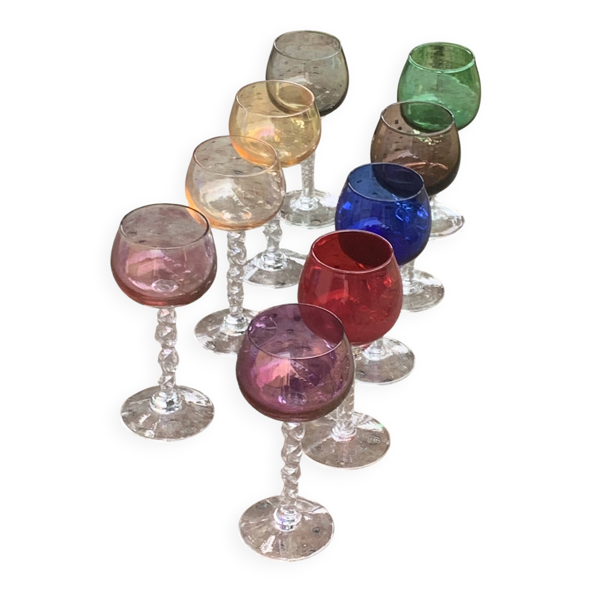 Set of 9 colored port glasses, 5 tulip-shaped and 4 balloons