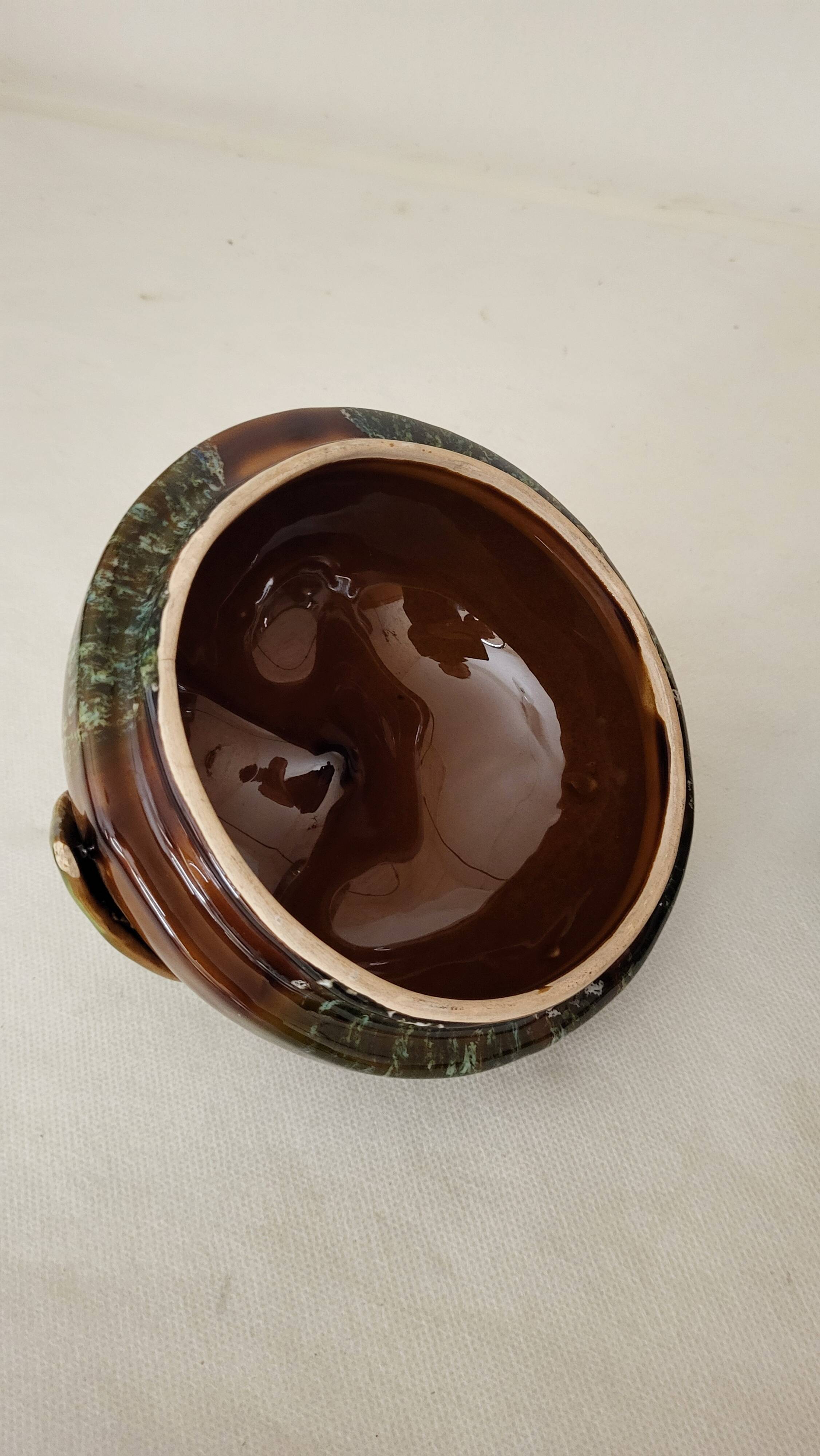 Covered stoneware pot