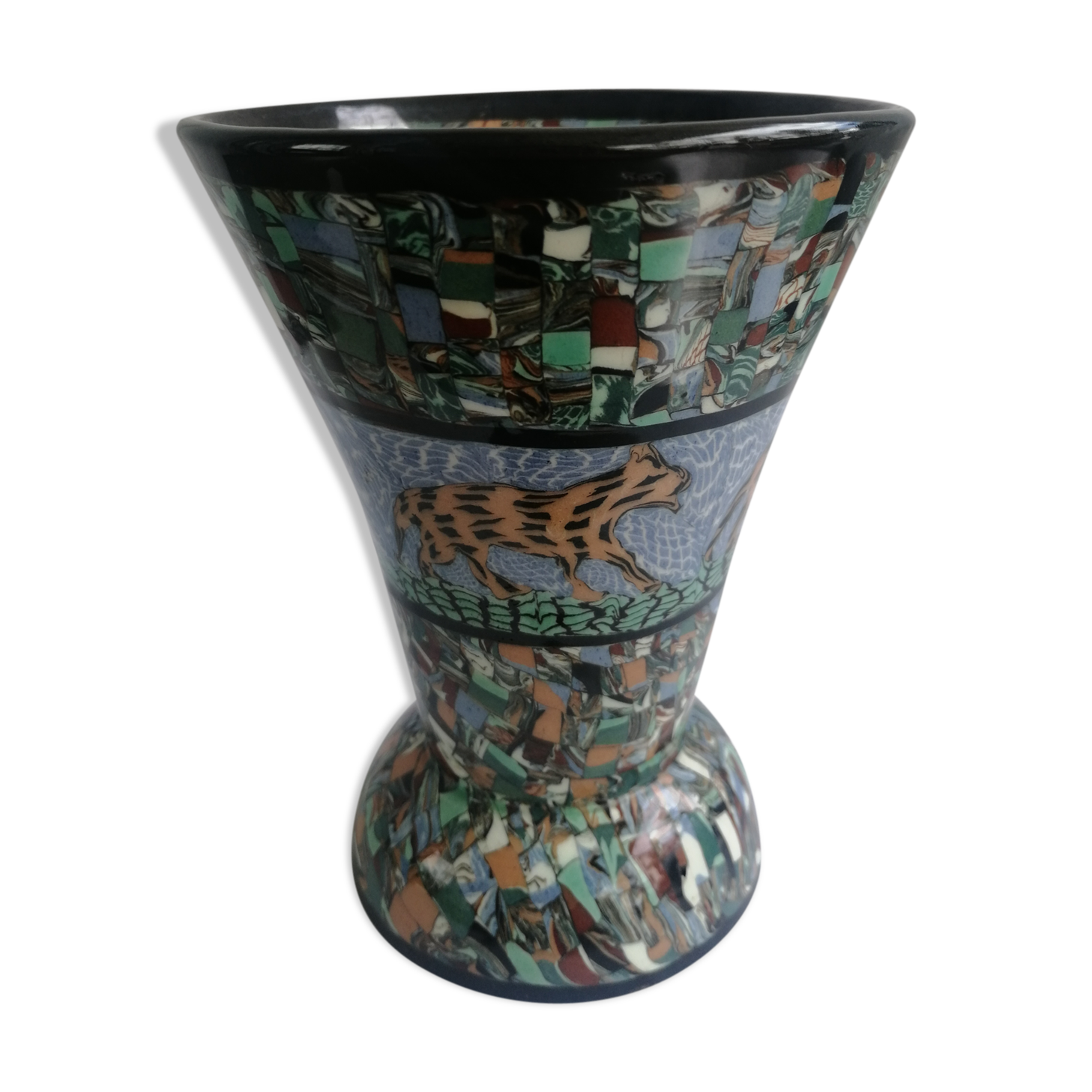 Vase Gerbino decorations wolves