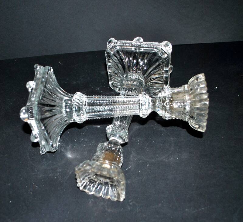 Set of 2 Egyptian-decorated candlesticks, Vallerysthal glassware, 1900