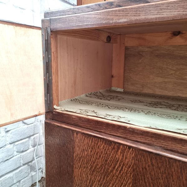 Buffet roumain vintage