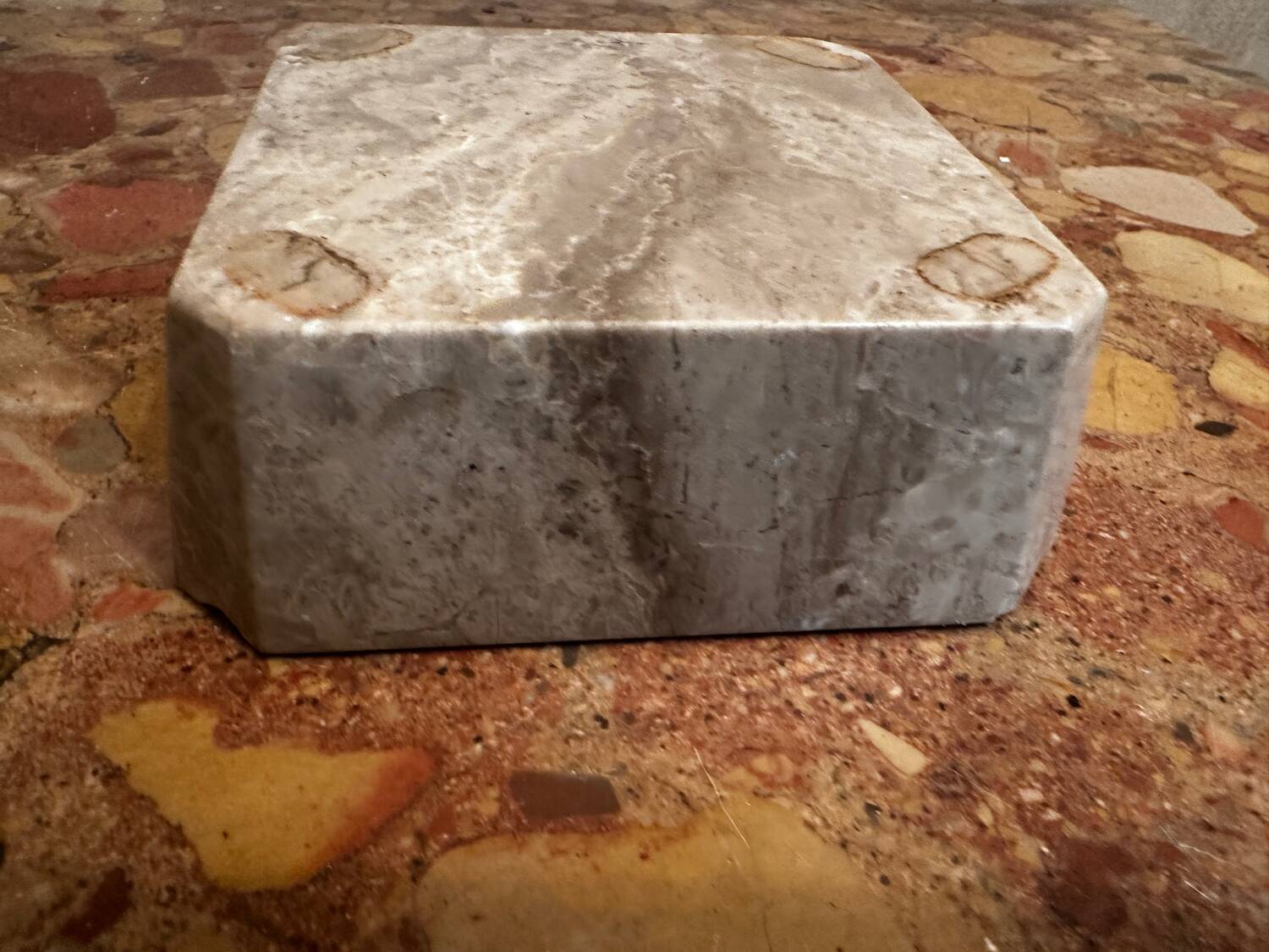 Ashtray, beige marble catch-all.