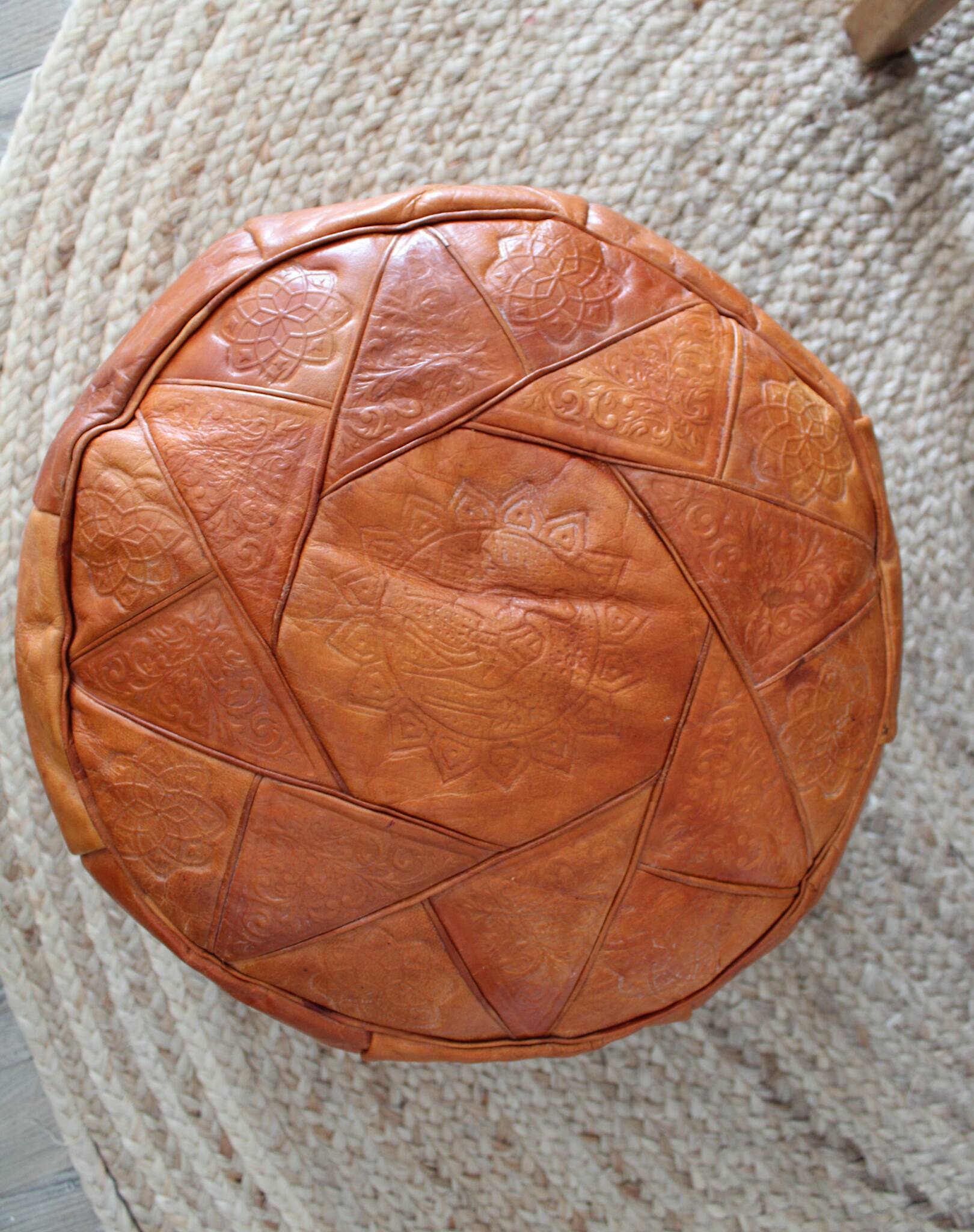 Vintage leather pouf