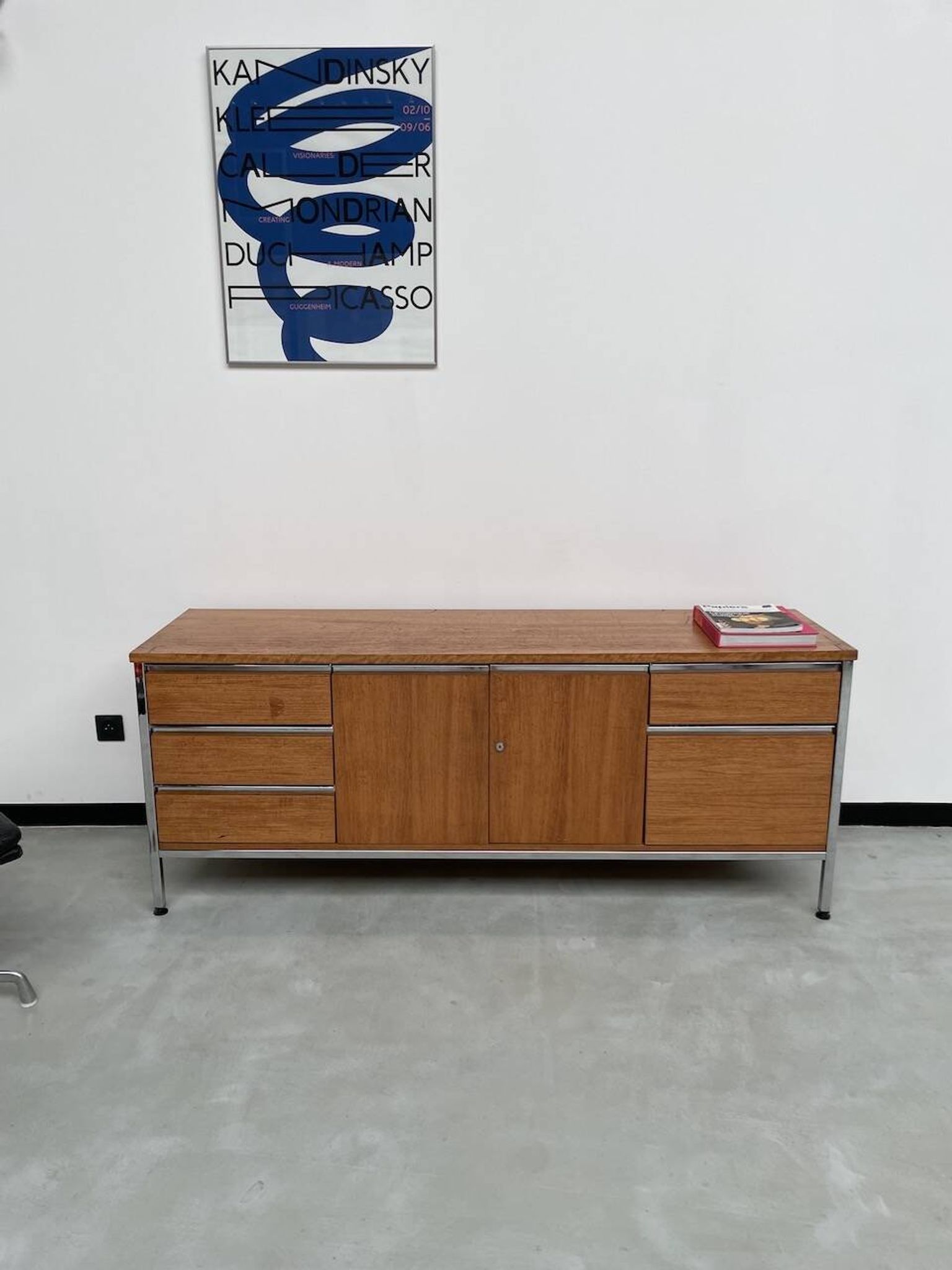 1960s modernist enfilade