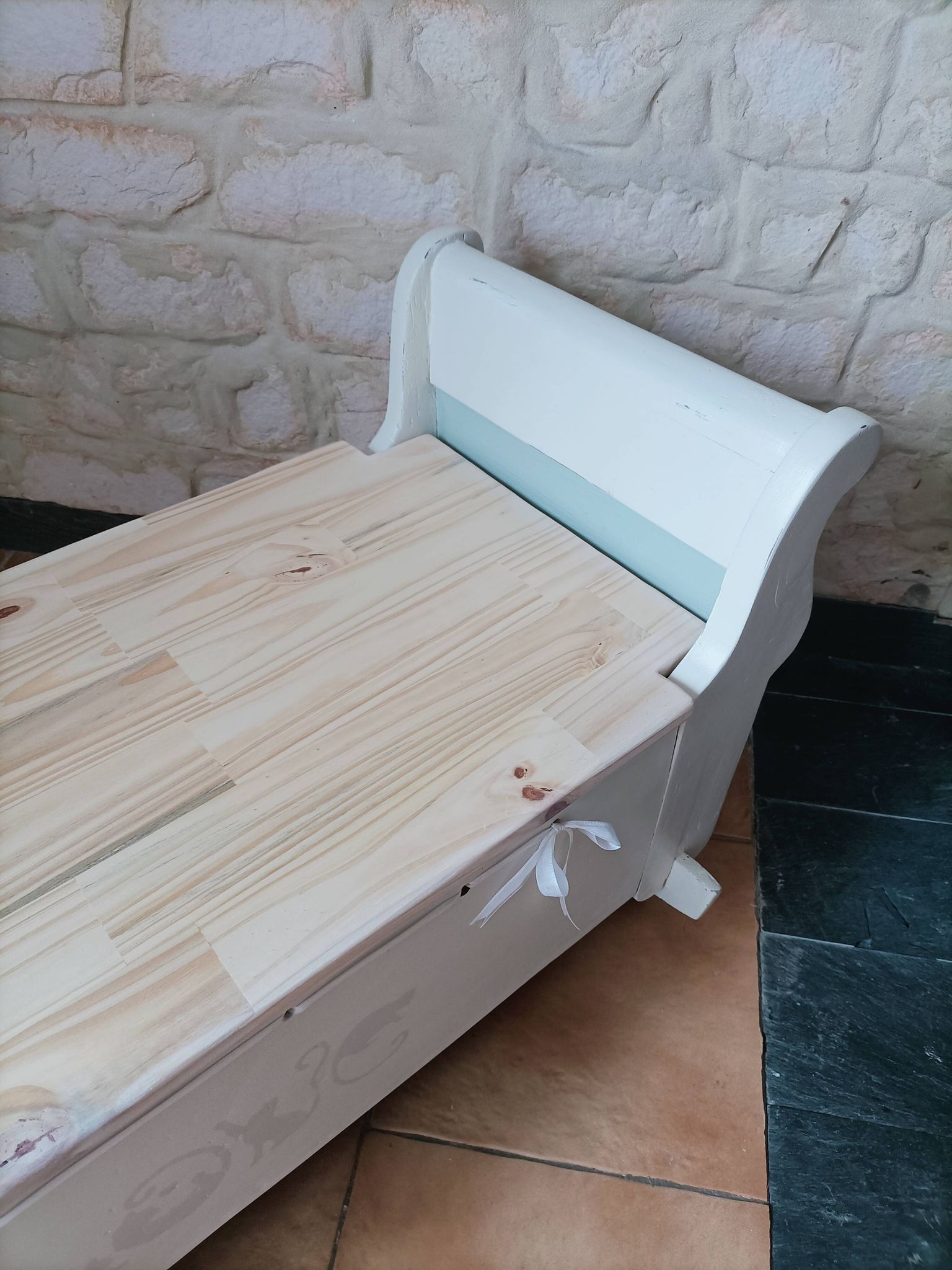 Renovated storage chest - Scandinavian style - unique piece