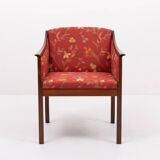 Danish Modern elegant armchair by Ole Wanscher for P. Jeppensen, 1960’s
