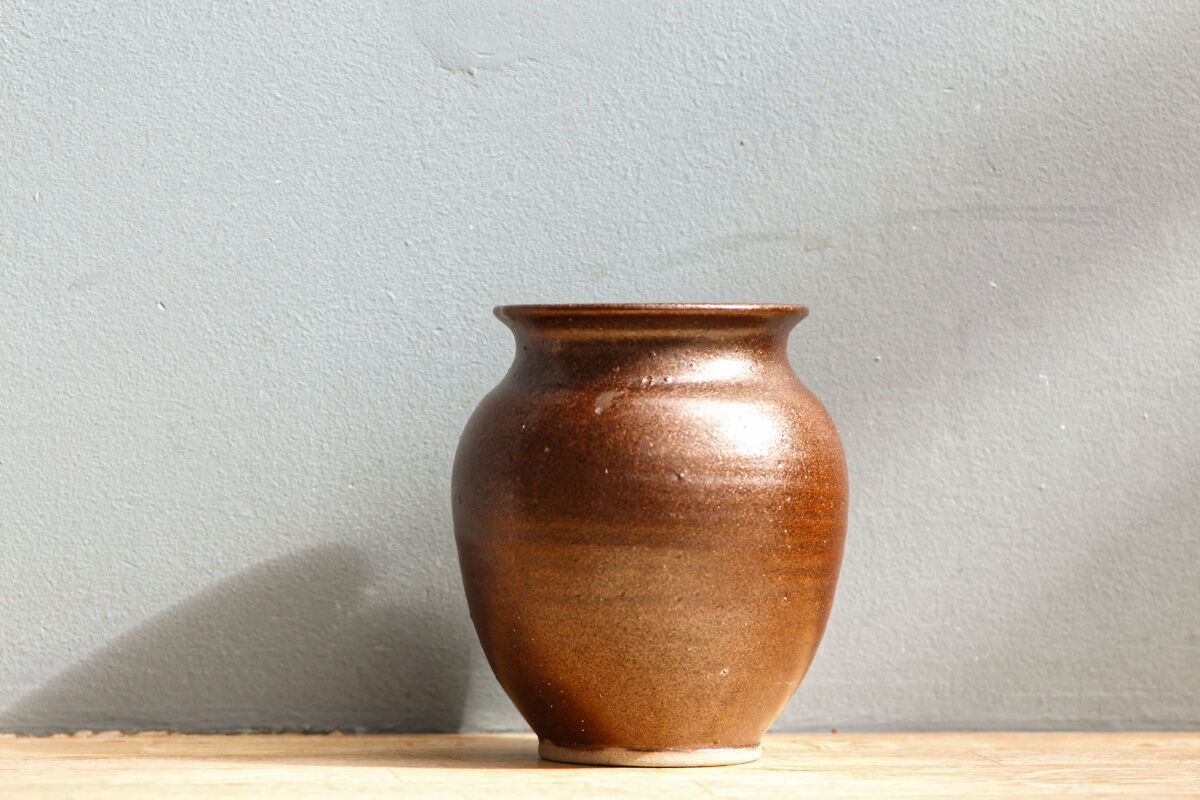 Sandstone vase, Marie-Laure Robin