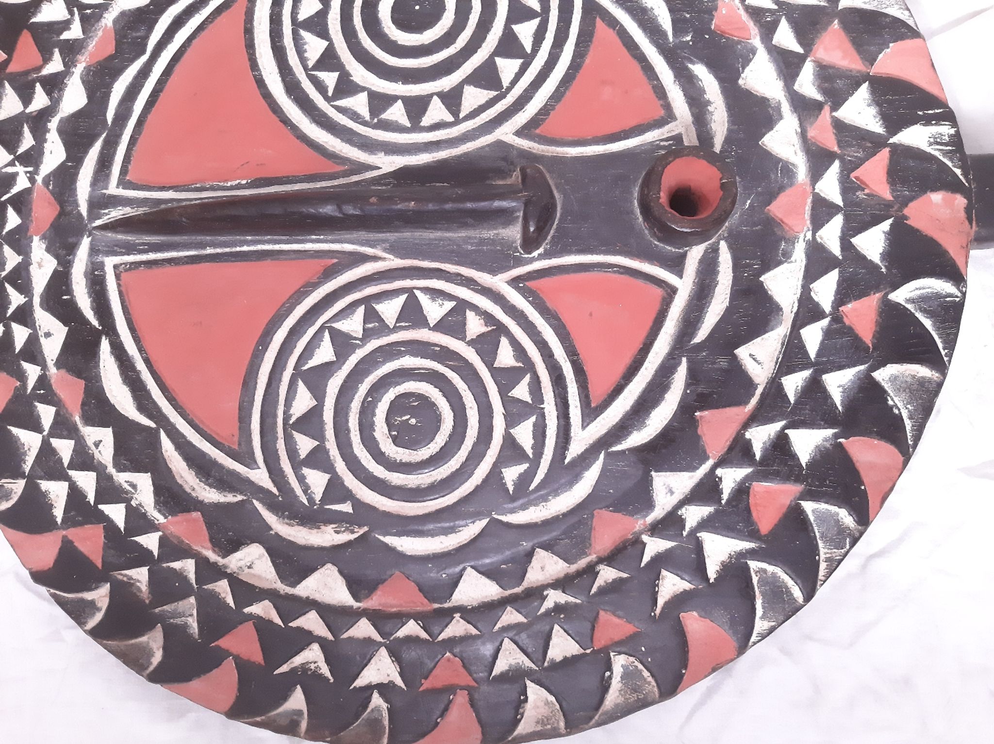 Masque solaire du Burkina Faso en bois