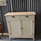 White parisian buffet