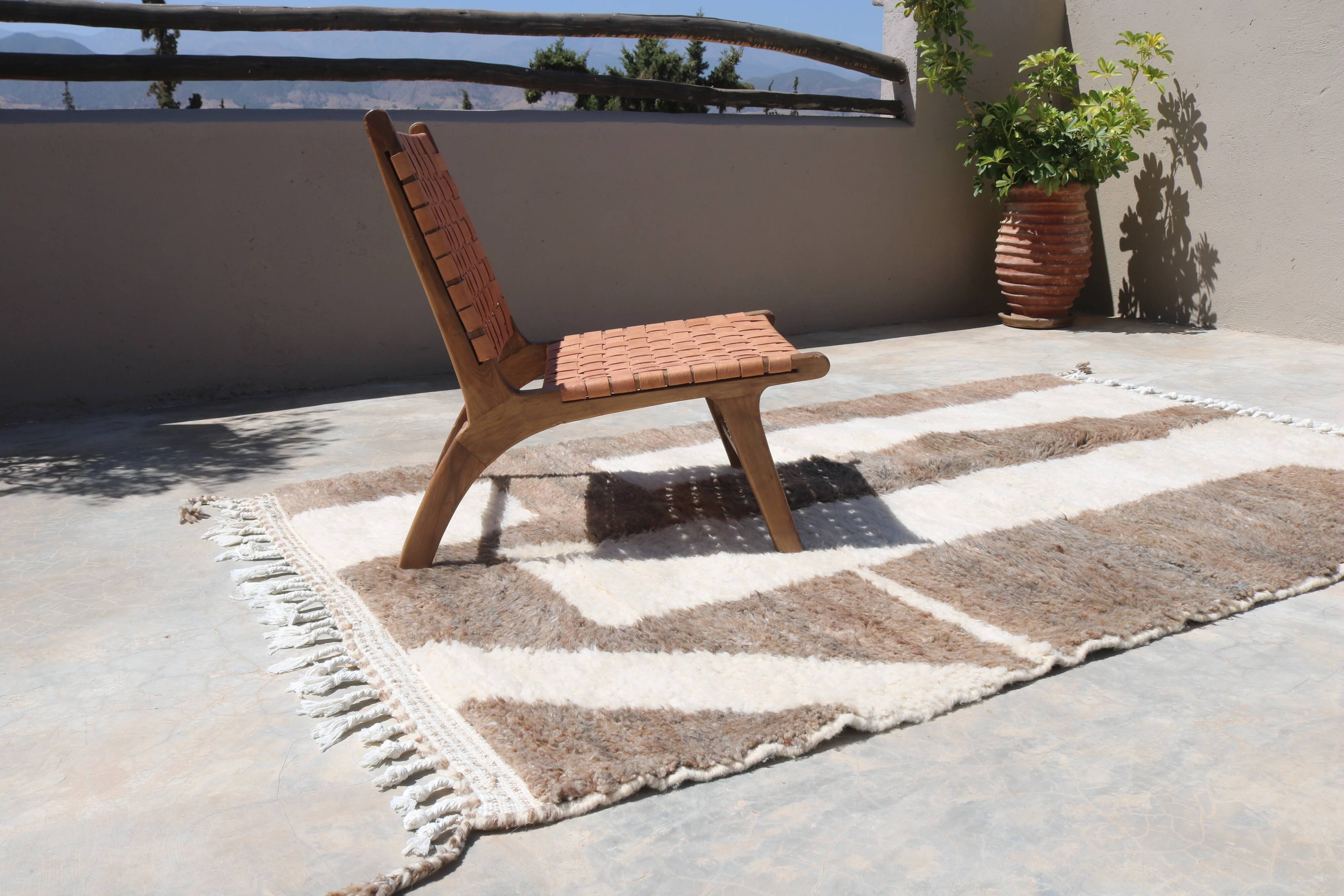 Handwoven Beni Ouarain rug 255×160 cm - AZ820