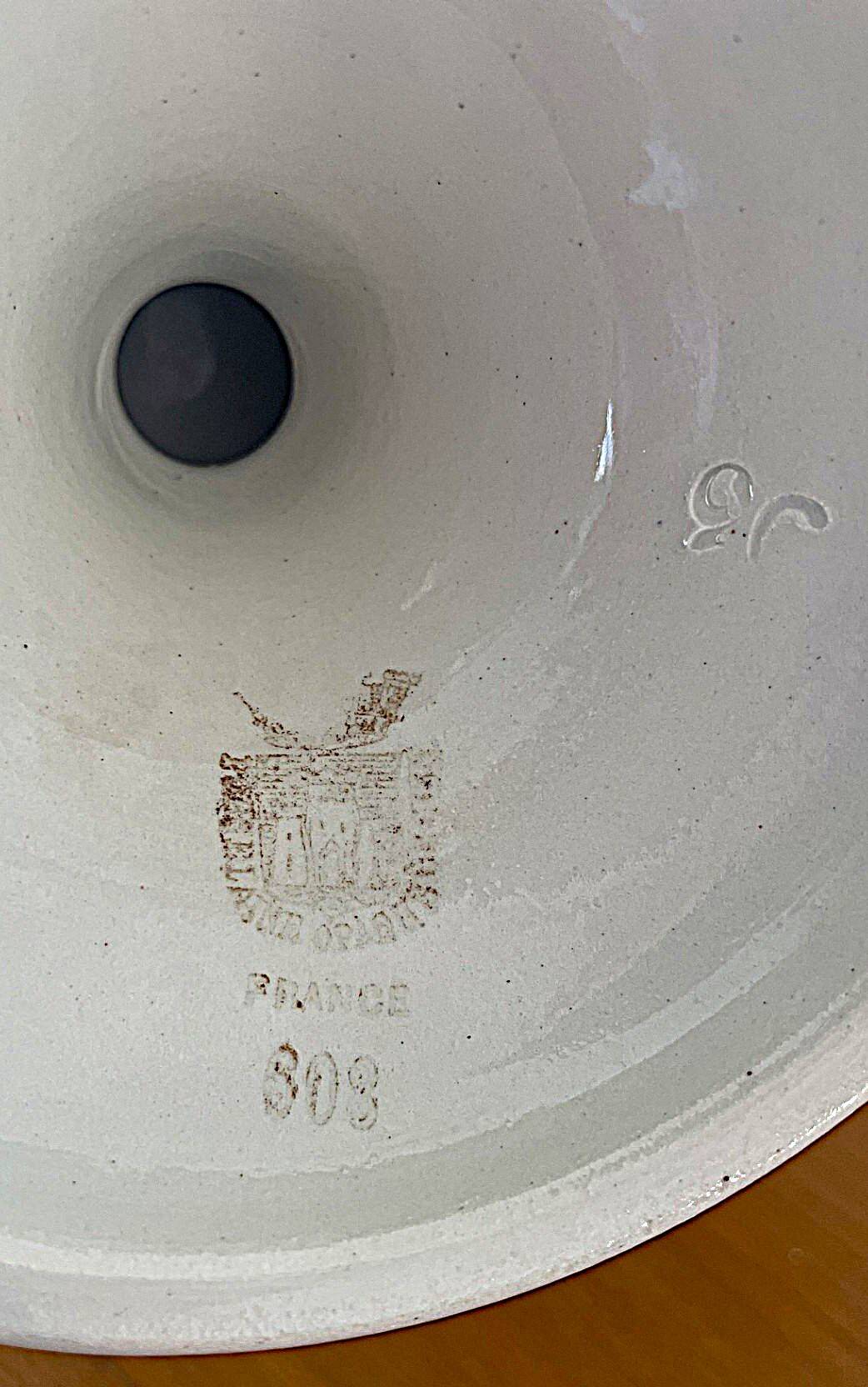 Antique compote dish in Gien earthenware.