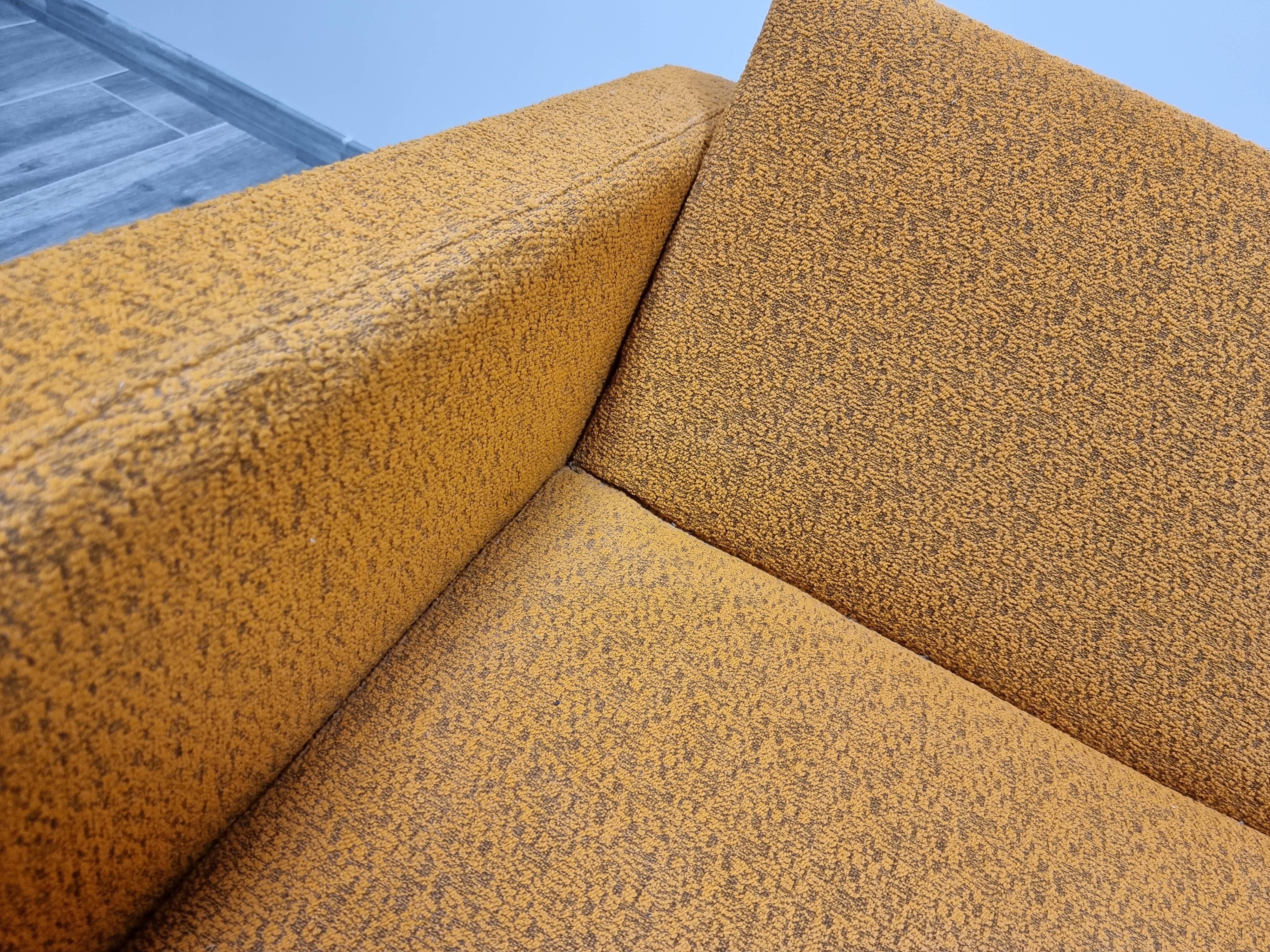 Sofa by Jindrich Halabala