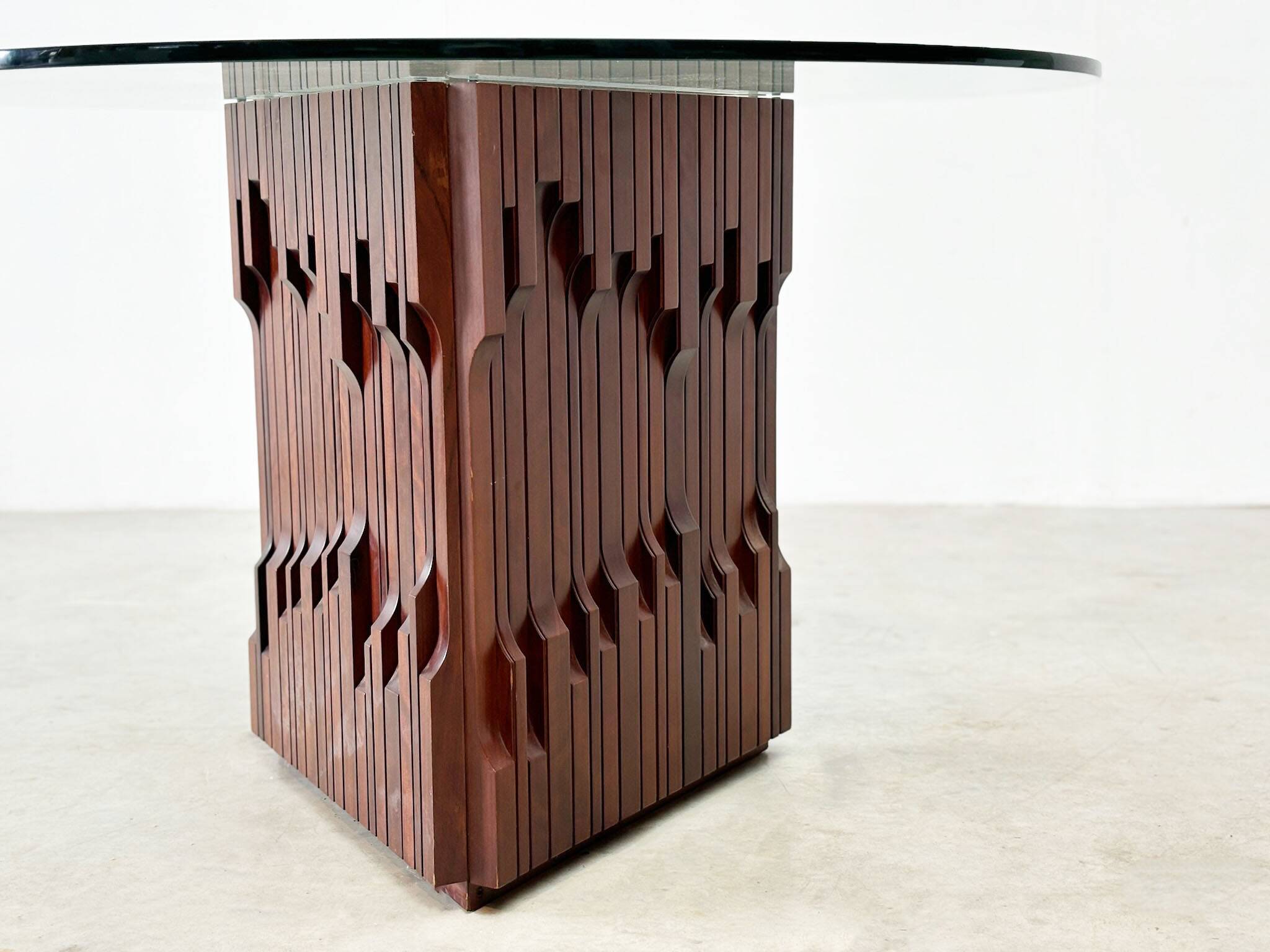 Luciano Frigerio sculptural wooden Barium dining table