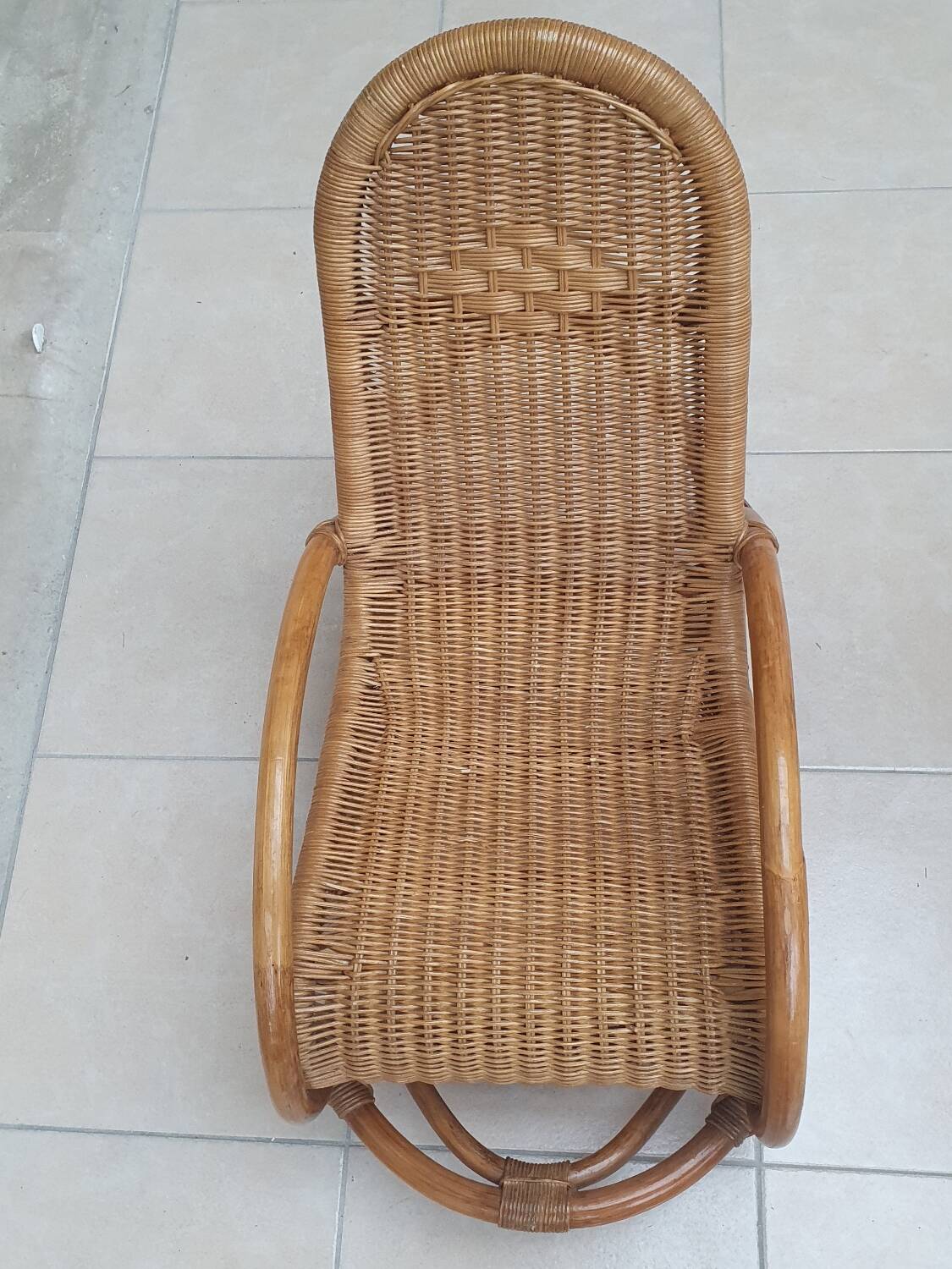 Children's rocking chair in rattan and wicker