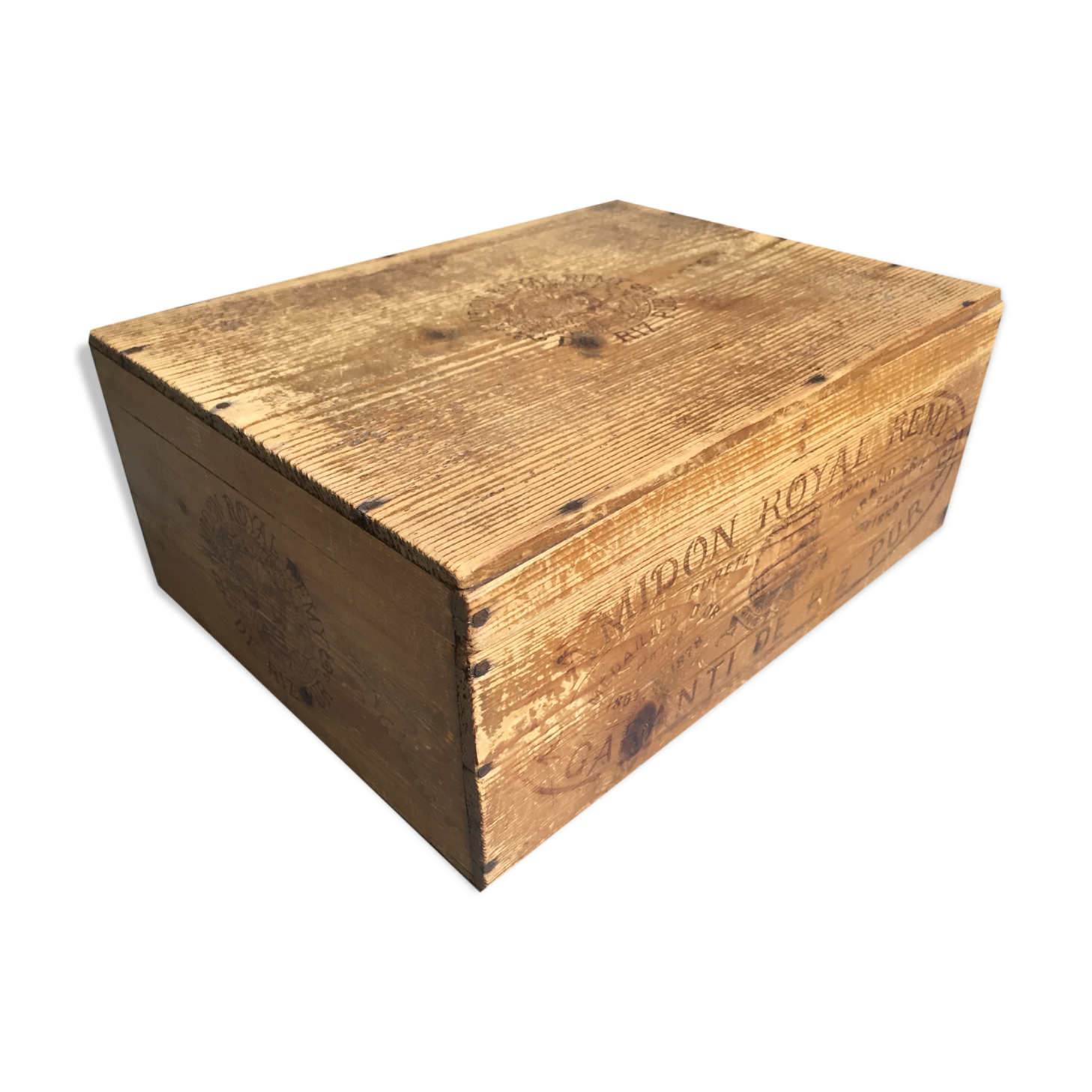 Former "starch Royal Remy" wooden box