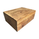 Former "starch Royal Remy" wooden box