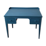 Retro child desk