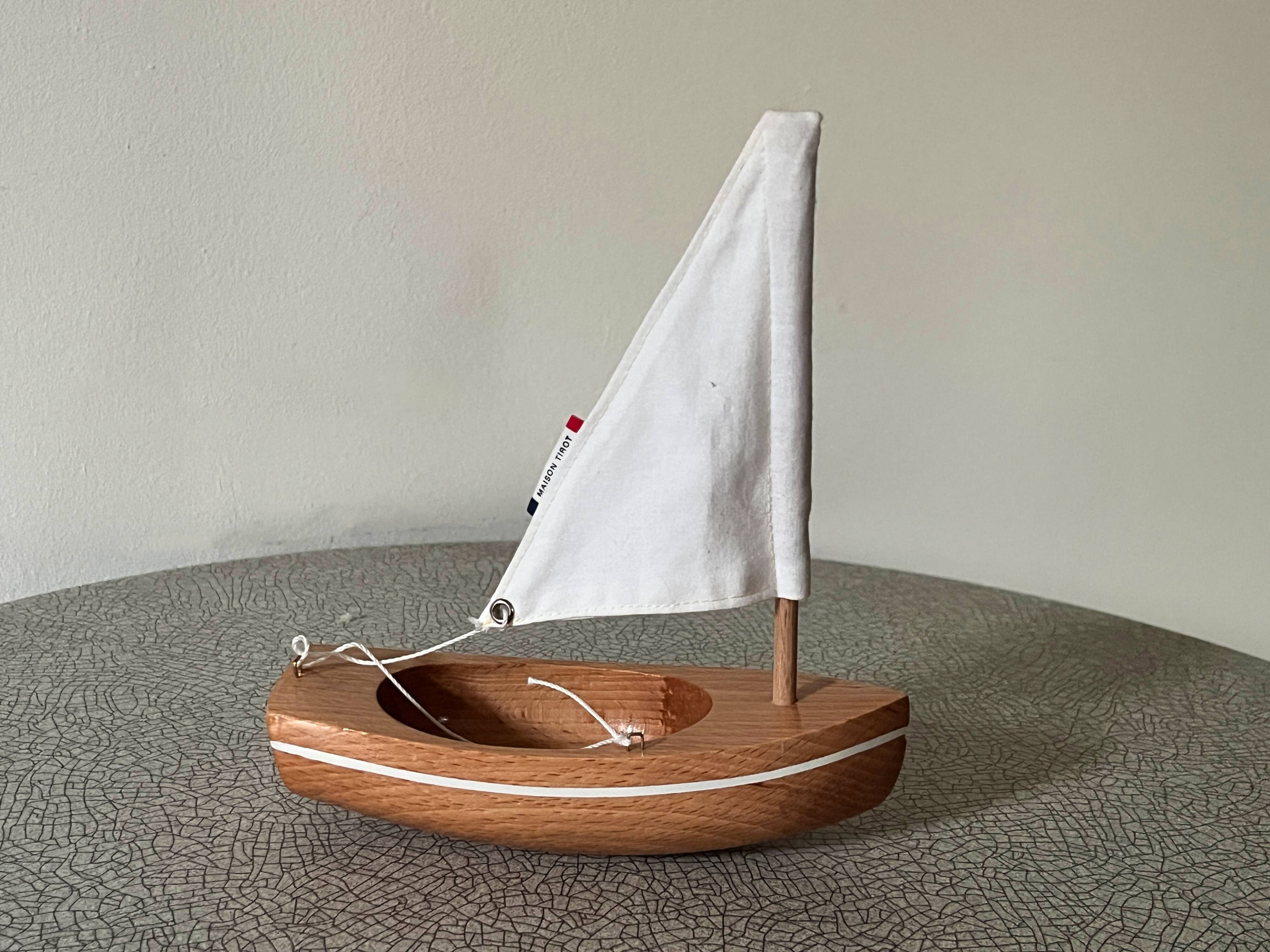 Tirot 200 basin sailboat, vintage toy.