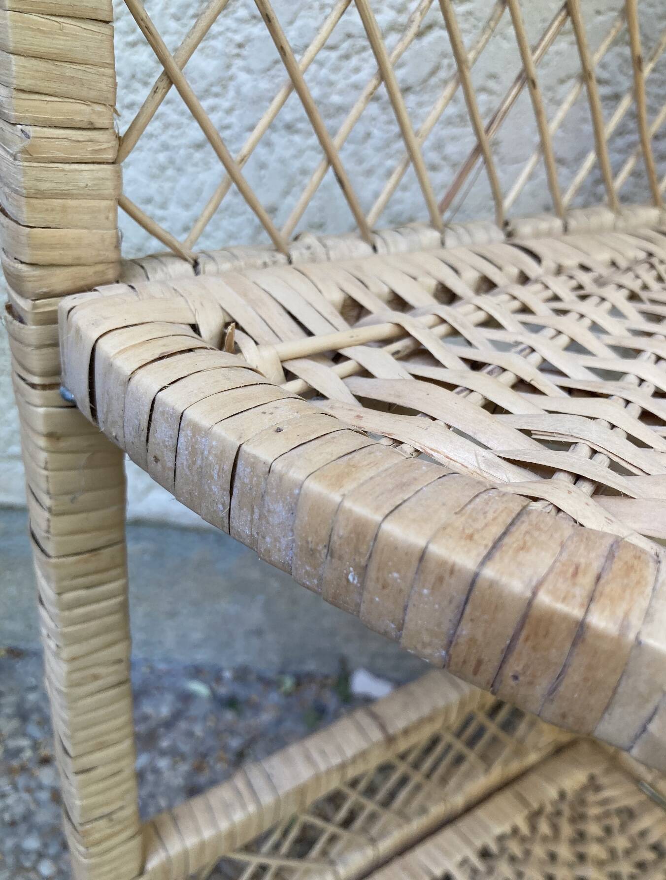Vintage rattan corner shelf