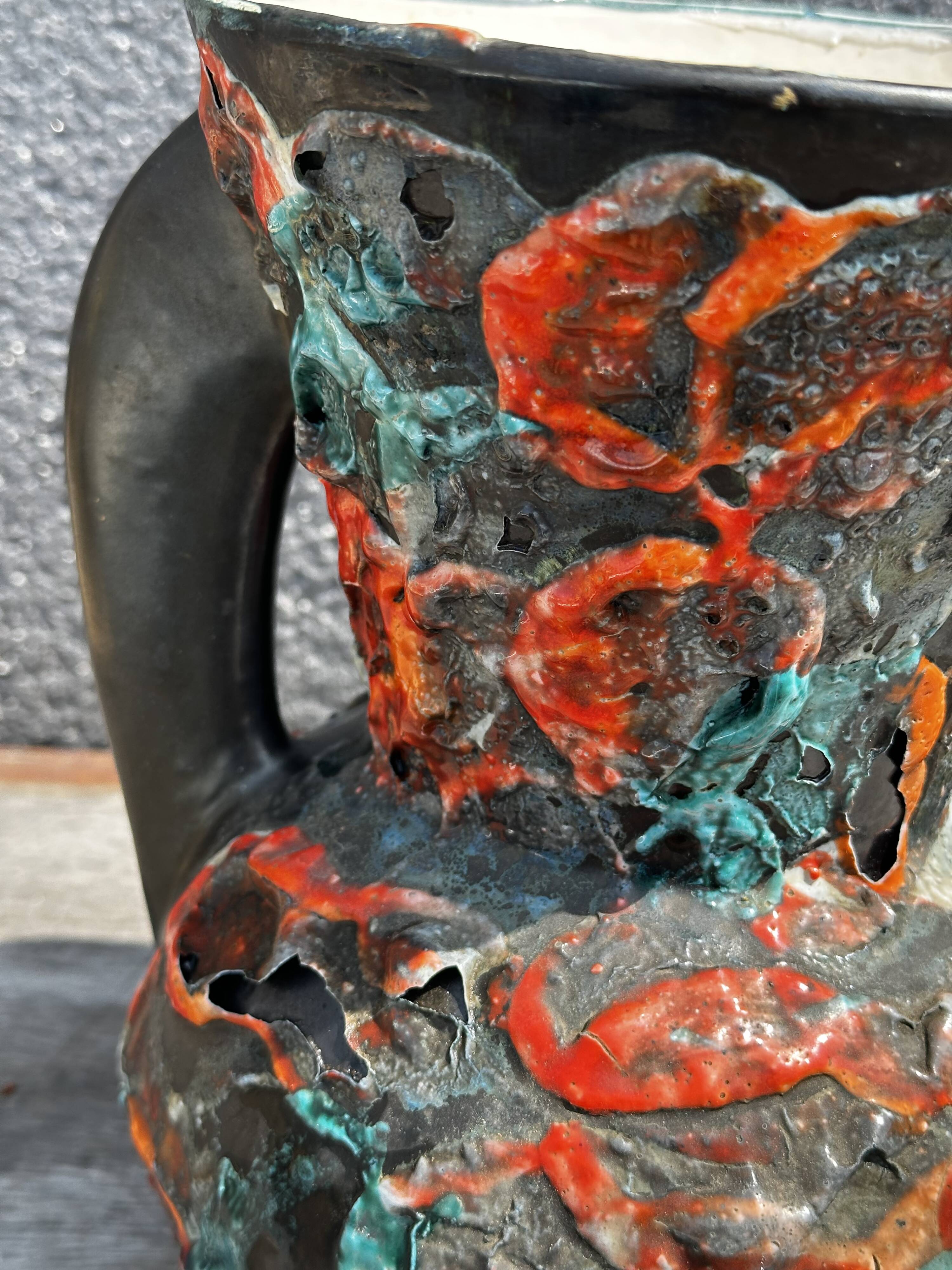 Rocaille amphora vase, Fat Lava