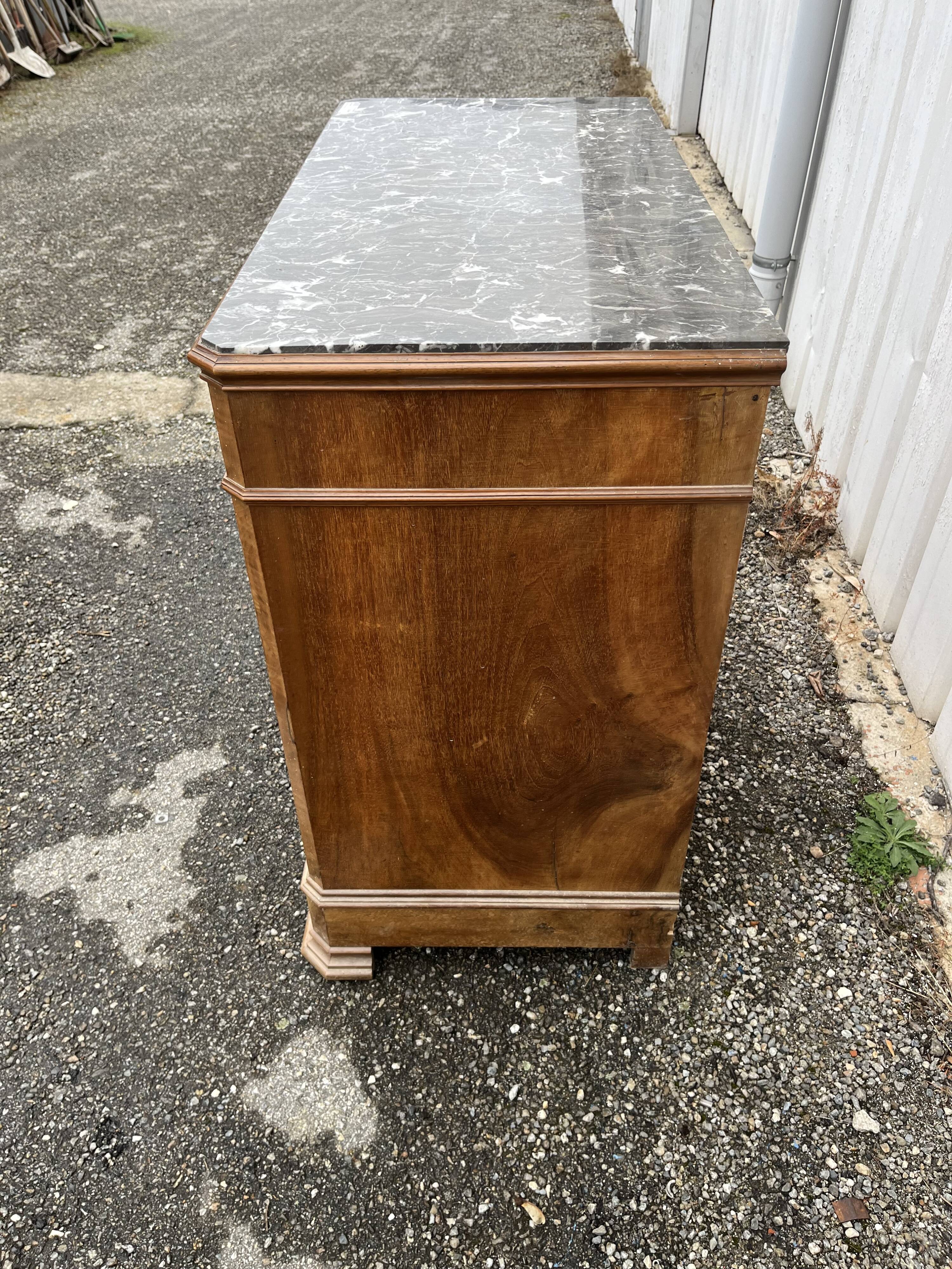 1900 marble chest of drawers