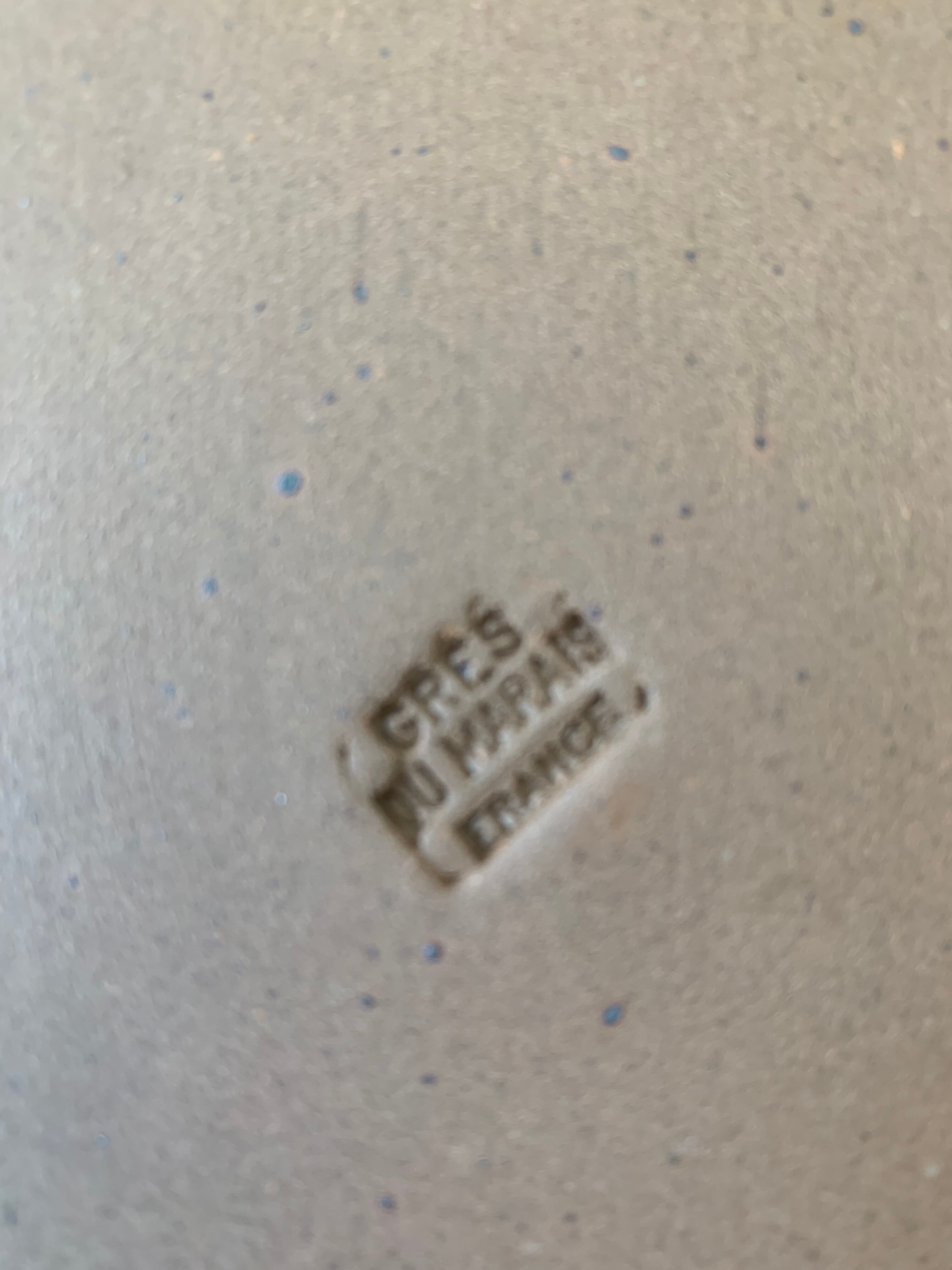 6 plates in sandstone from the Marais