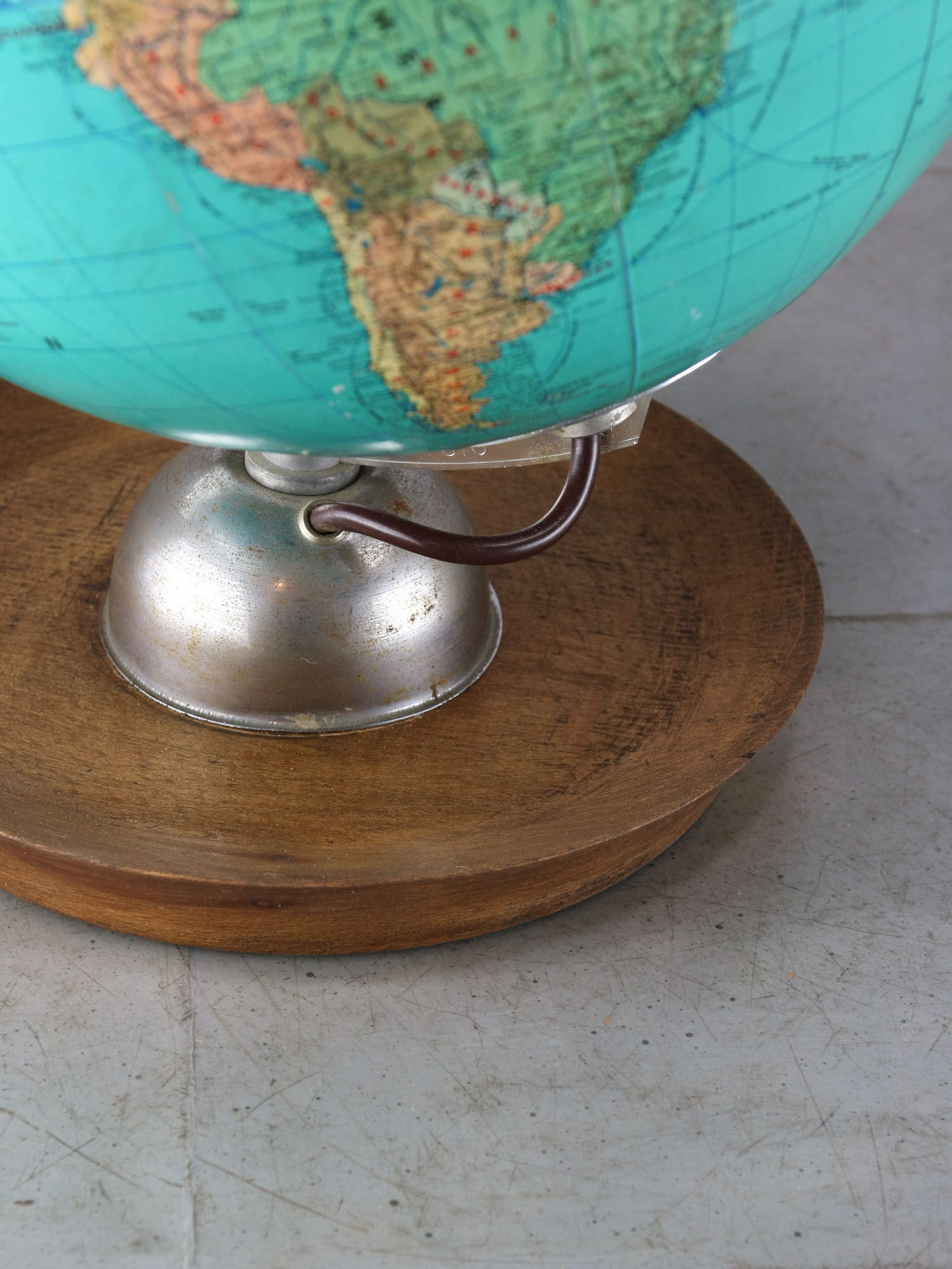 Mid-century Illuminated Glass Globe, 60s