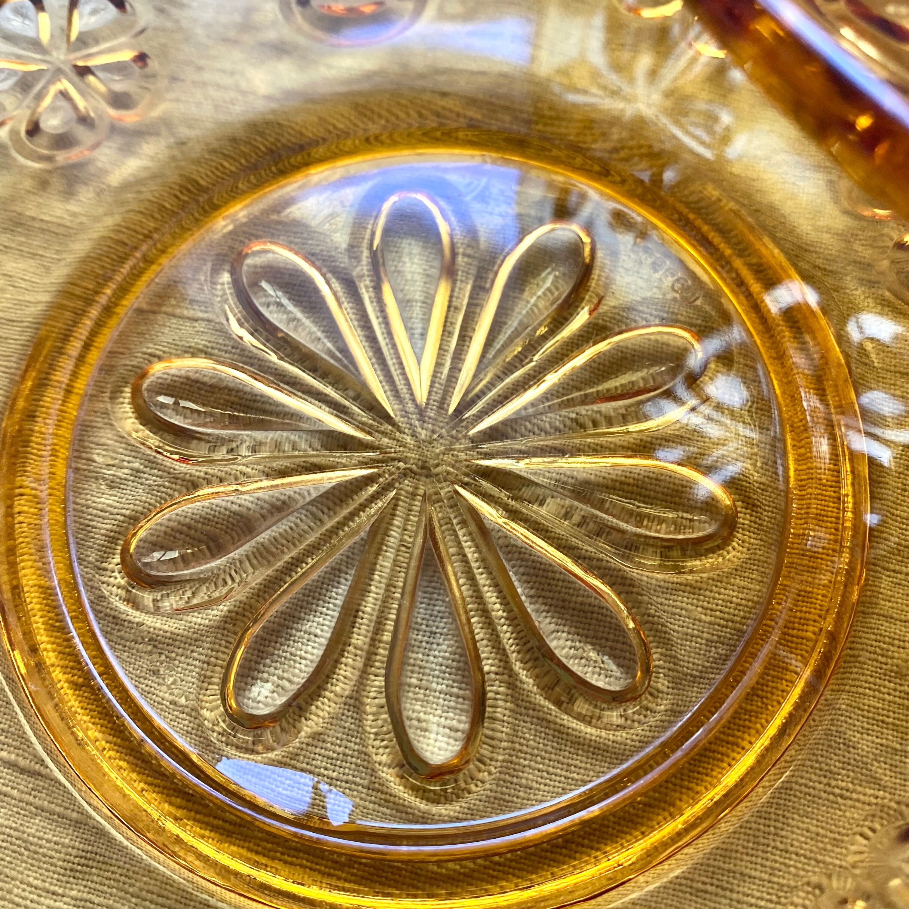 6 vintage dessert plates Vereco