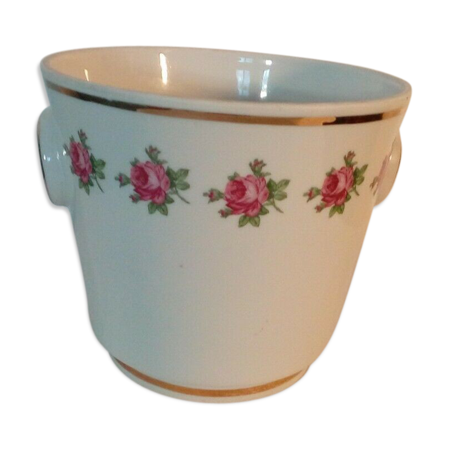 German porcelain pot cache